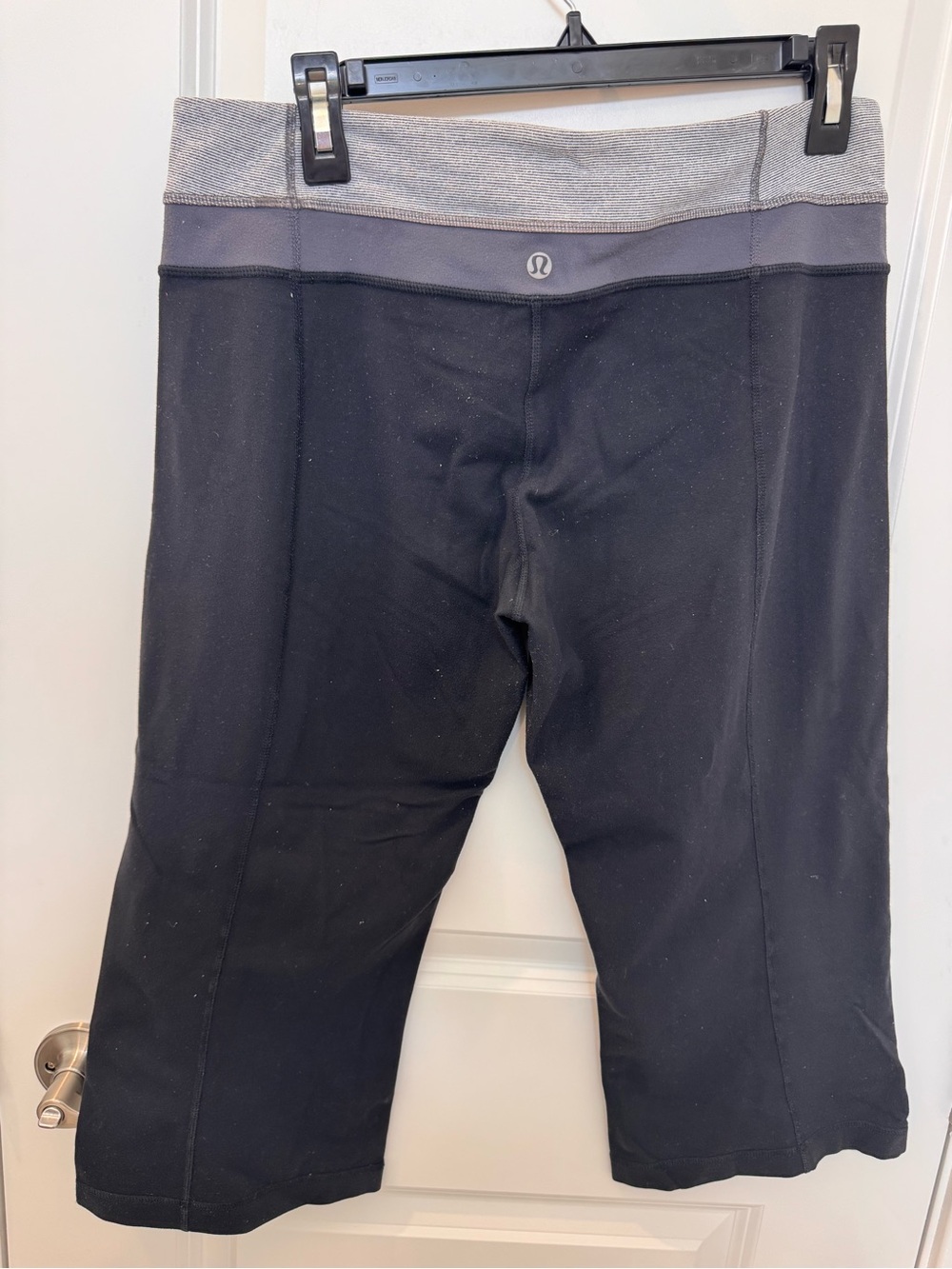 lululemon athletica Black Cropped Capris with Gray Waistband